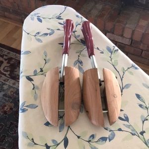 Florsheim shoe forms, adjustable, toe wood, heel plastic good condition